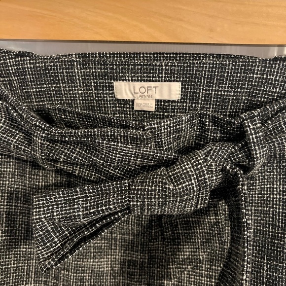 LOFT Petite Tweed Skirt with Bow 00P - Picture 3 of 4